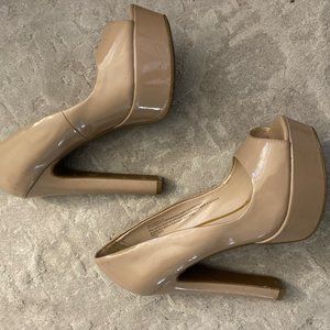 Platform Nude Pumps